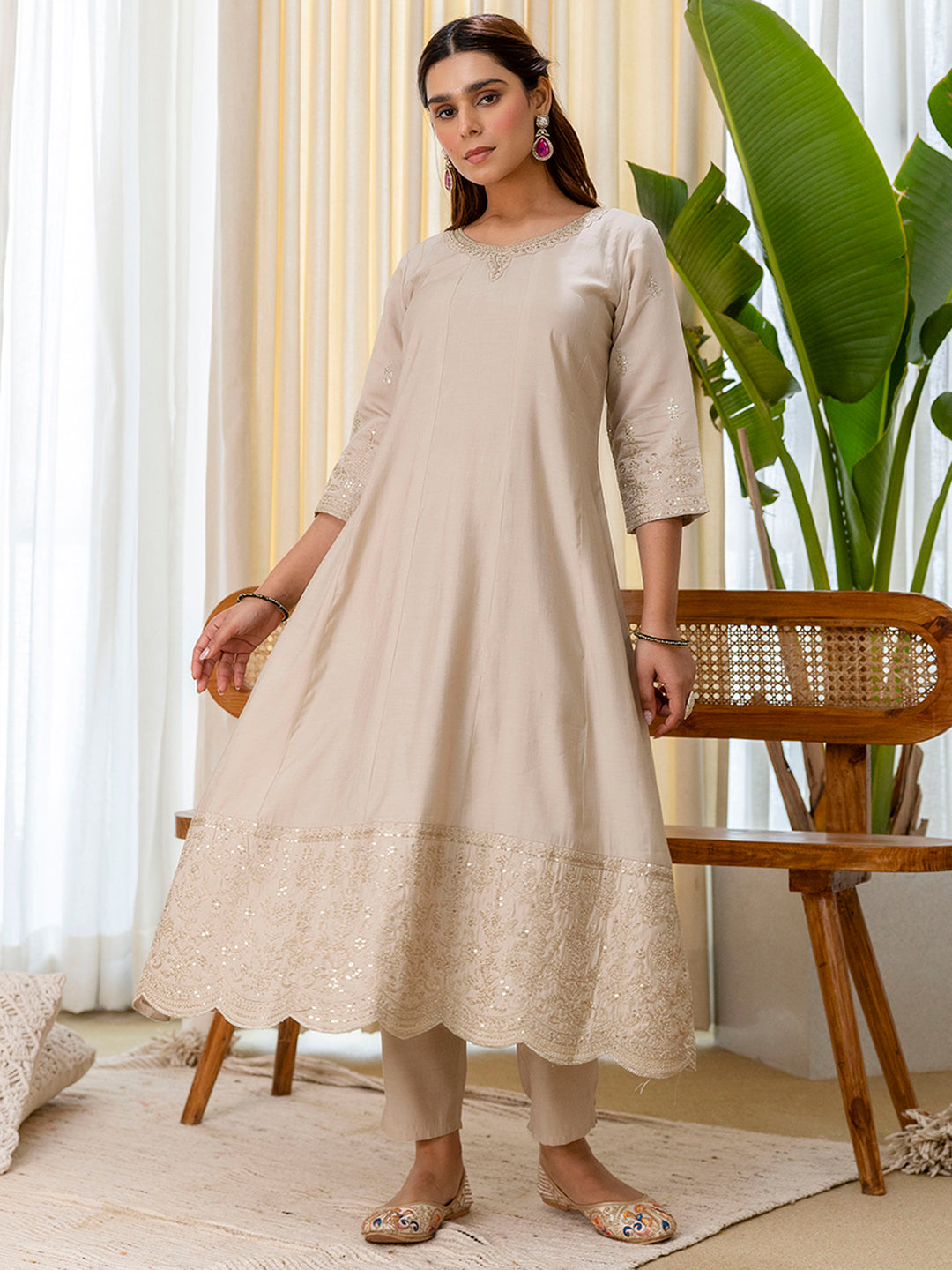 Grey Silk Blend Suit Set with Dupatta