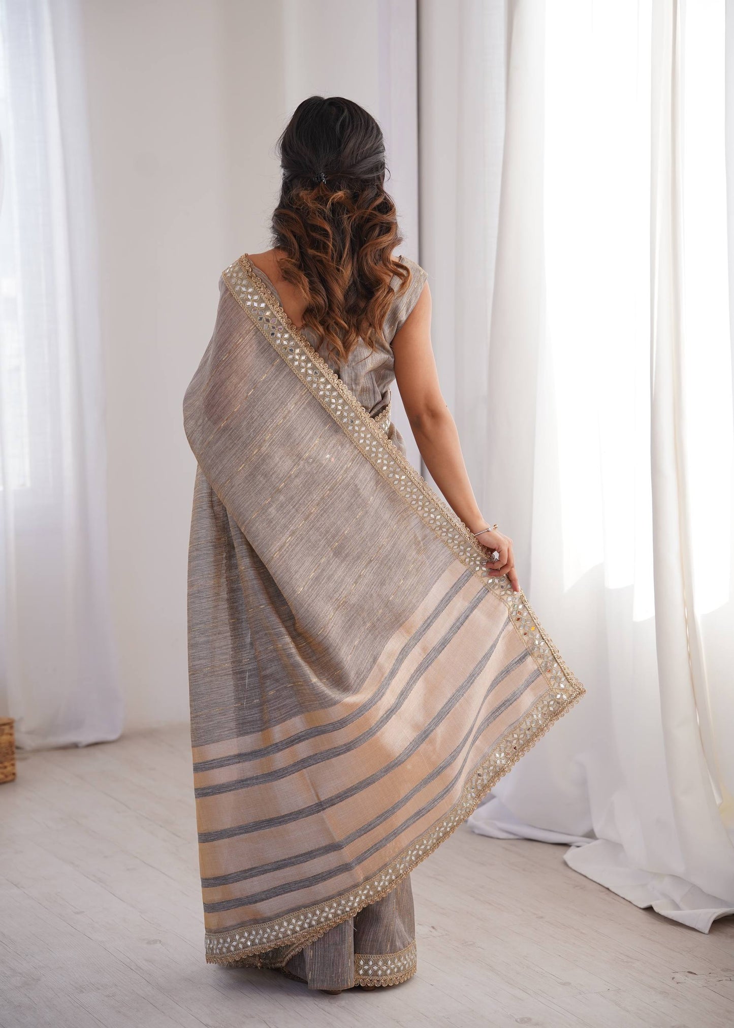 Grey Spun Cotton Woven Designer Saree