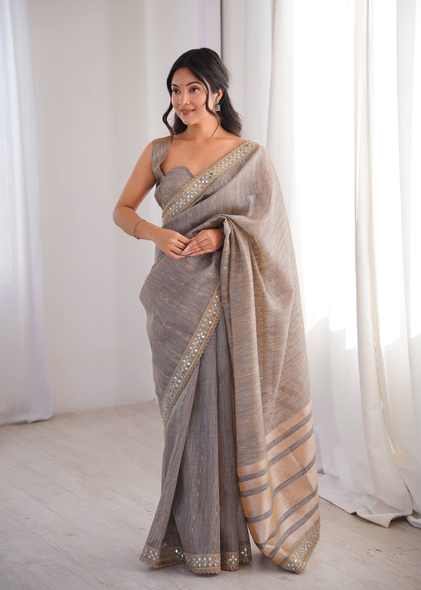 Grey Spun Cotton Woven Designer Saree