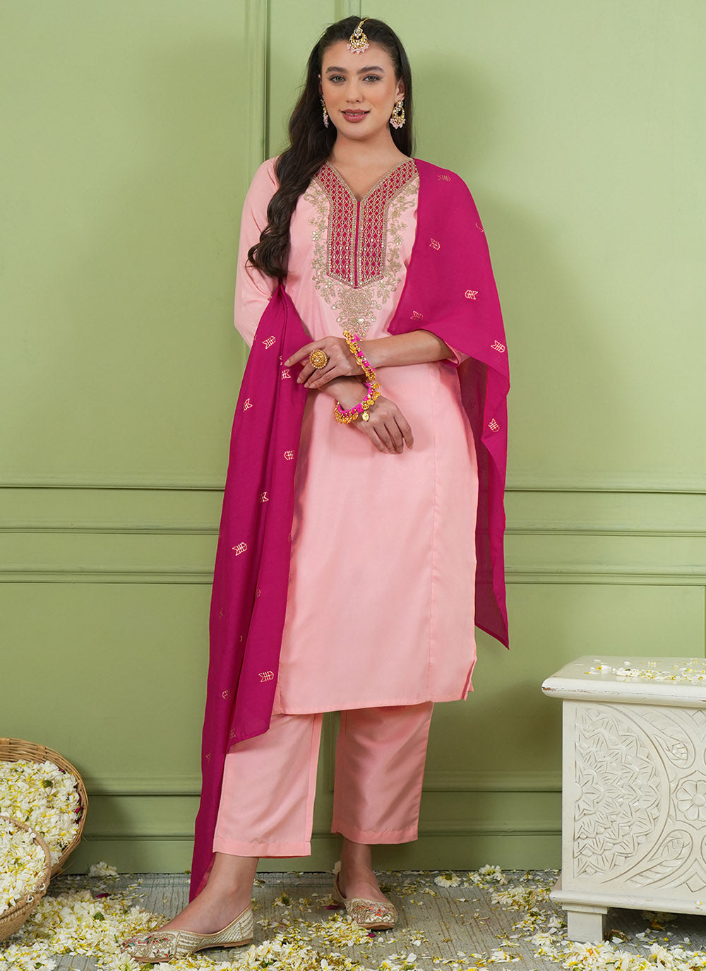 Peach Silk Suit Set with Jacquard Silk Dupatta