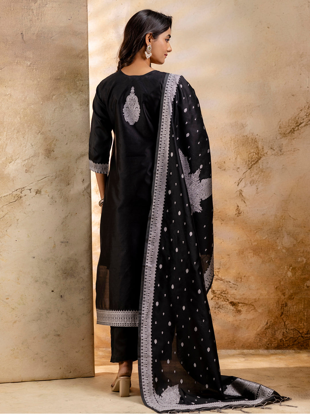 Black Cotton Blend Embroidery Kurta Set