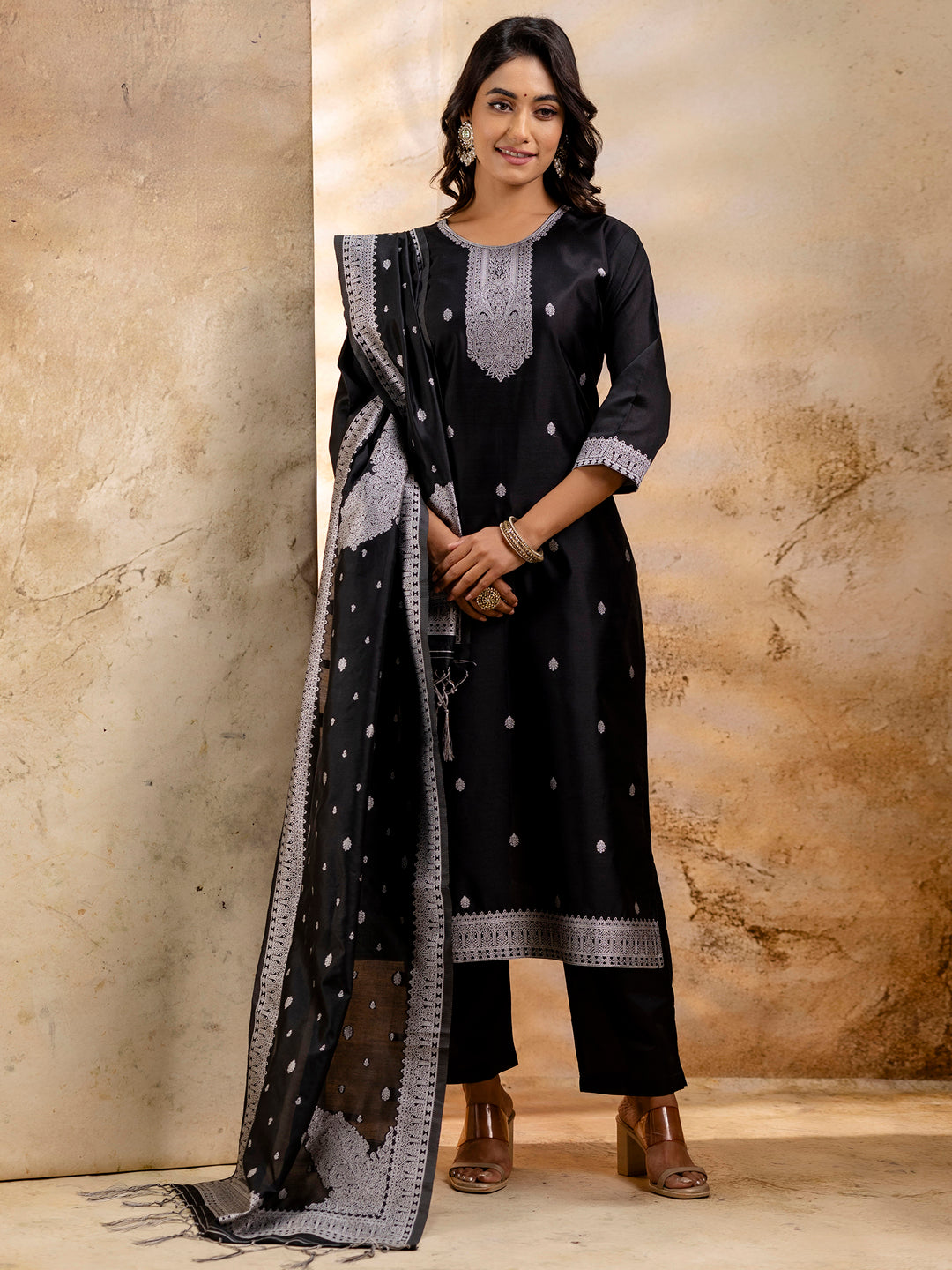 Black Cotton Blend Embroidery Kurta Set